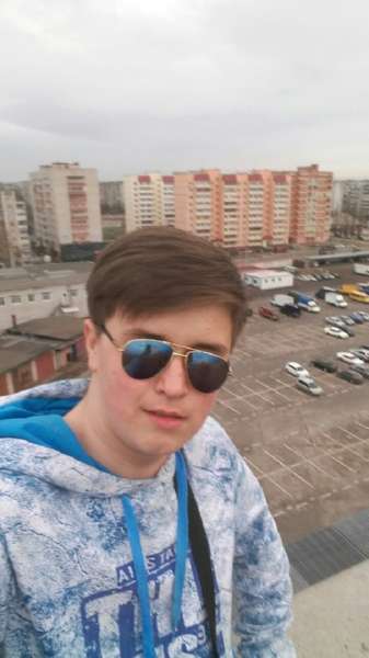 Юрий Караваев