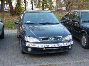 Отчёт от 986 за MVC шаблон / MVC - PhoneBook - UserSQLTest - Slashes